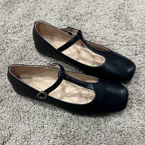 Black Mary Jane Flats